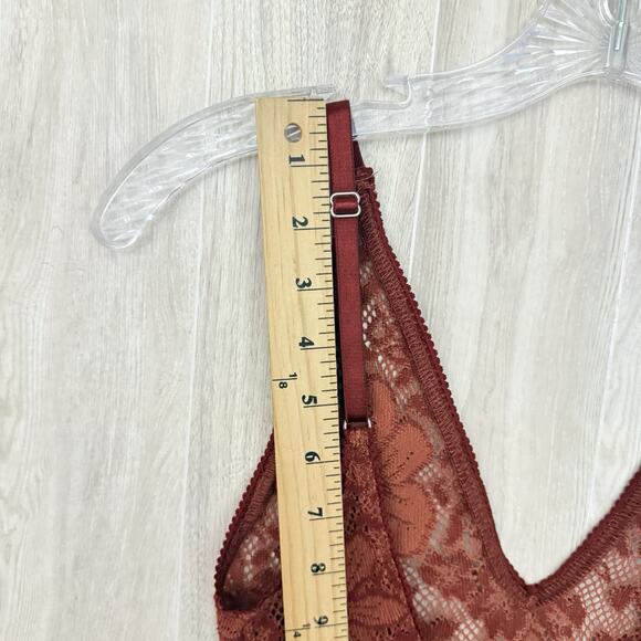 Free People Intimately Lace Bodysuit Womens XS Live It Up Terracota Red V-Neck - Picture 11 of 15